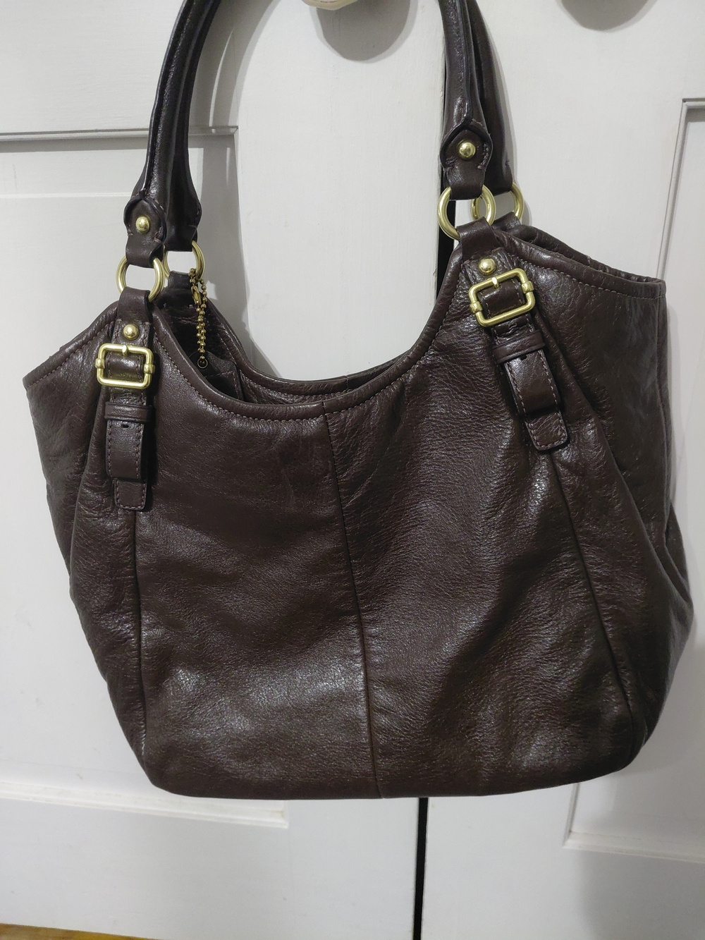 Coach Dark Brown Leather Shoulder Bag with Gold Hardware Madison 16612. - Picture 2 of 3